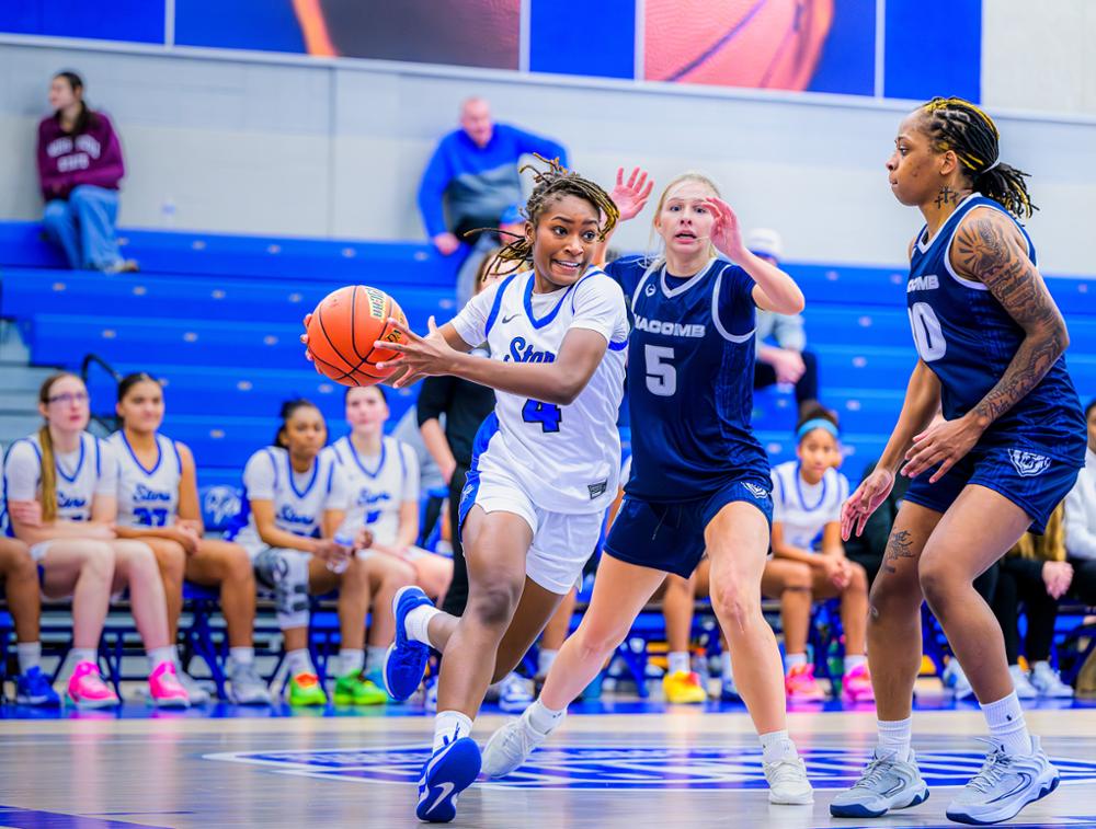 Women's basketball continues stellar season