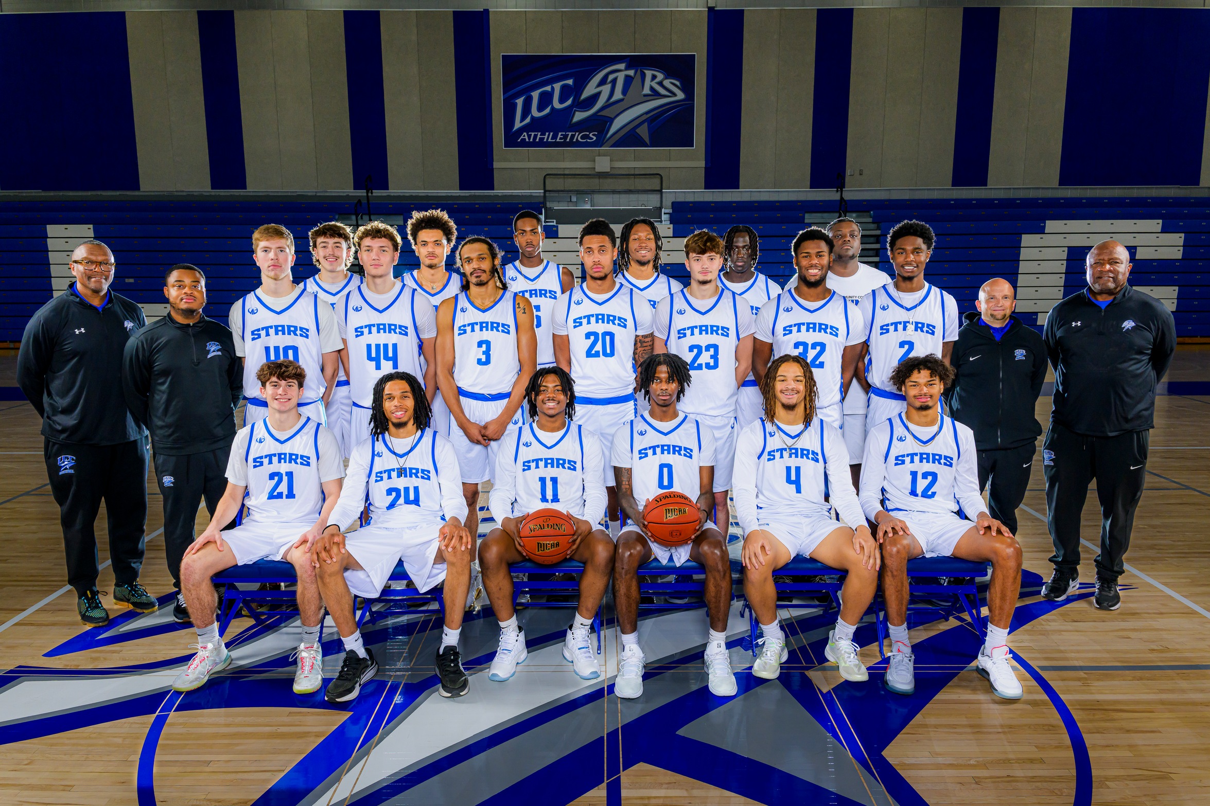 Men's basketball shoots for stellar season